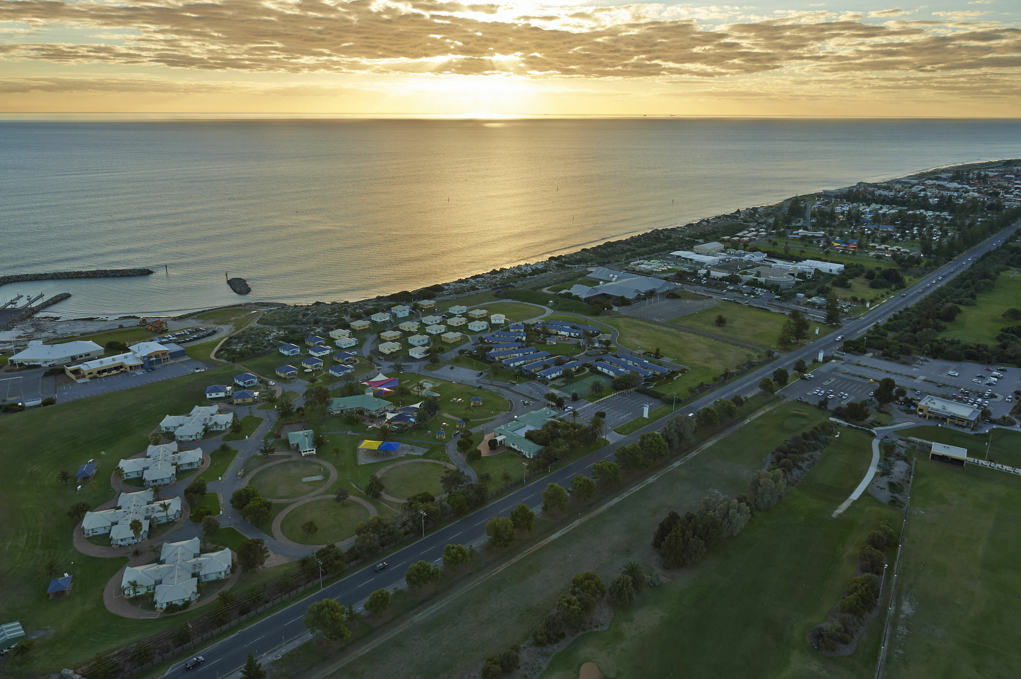 Discovery Parks - West Beach Parks Adelaide Bagian luar foto